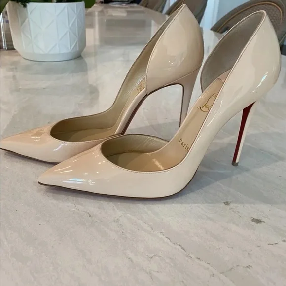 Christian Louboutin NEW Iriza heels Nude Size 40 - Picture 3 of 10